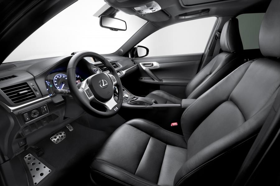  Lexus CT200h F-Sport Special Edition 2011 года  (фото 4 из 19)